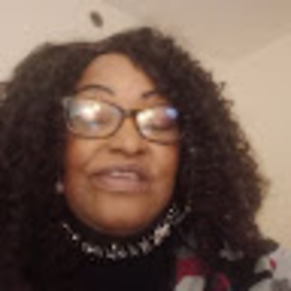 Meet your Posher, Teresa